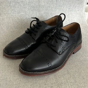Johnston and Murphy Conard Cap Toe Oxfords (Youth)